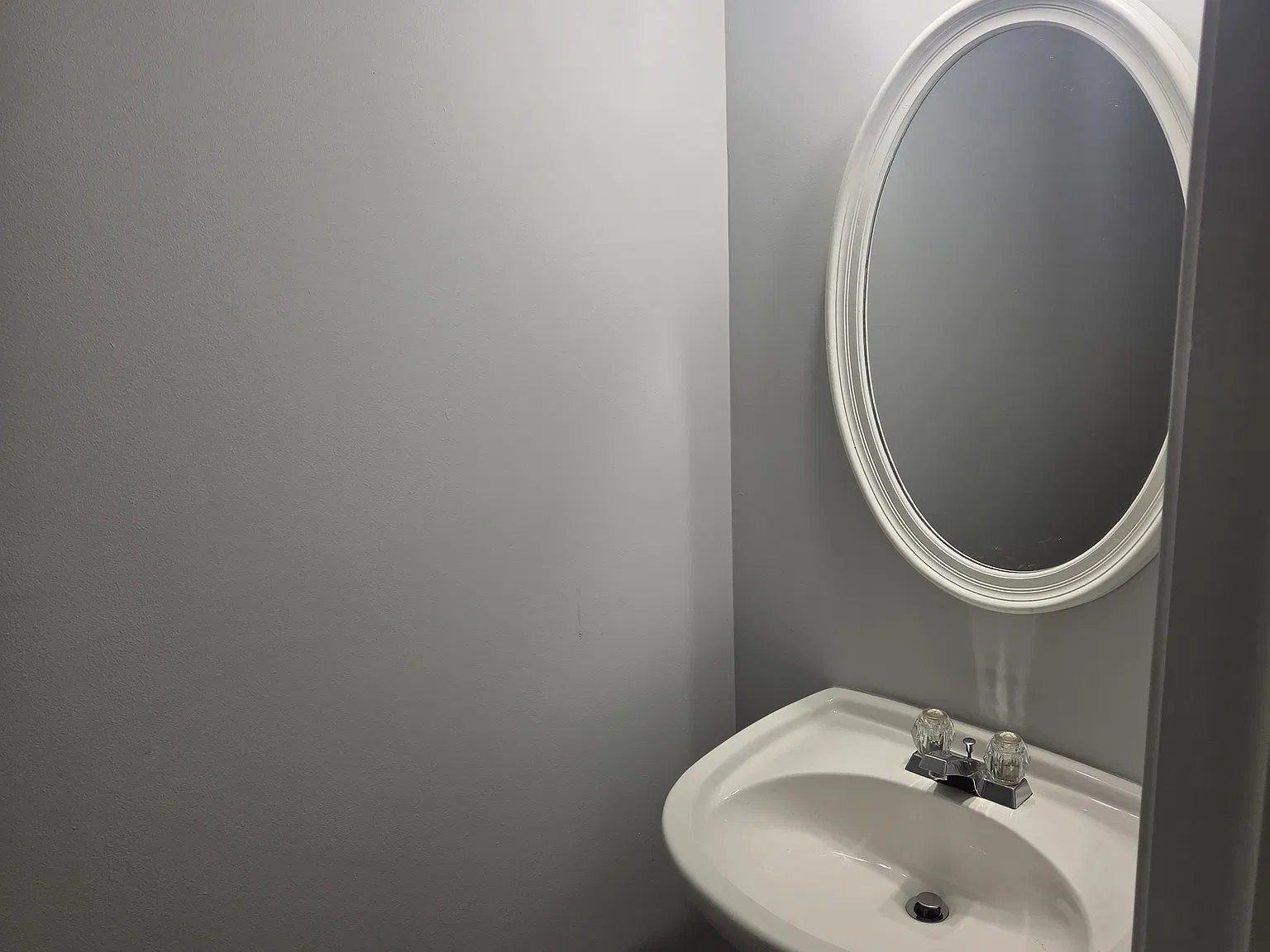 3 bed, 2.5 bath, 1418 sqft, $2,150 — Photo 3