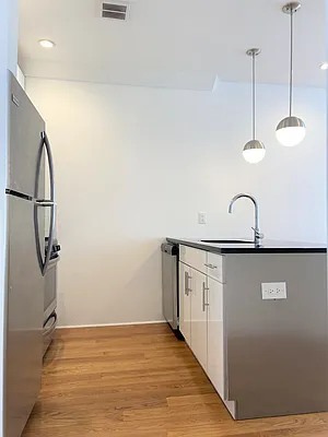 Rented by Voro New York | media 8