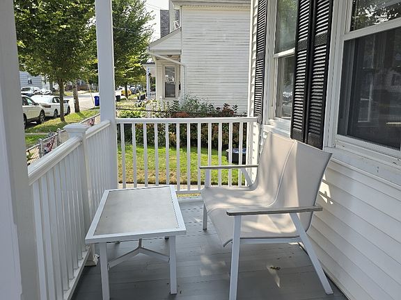 3rd image of 615 Wood St #1