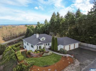341 Moonlight Dr, Sequim, WA 98382