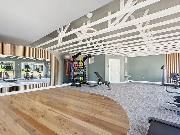 Stonebrook Apartments
