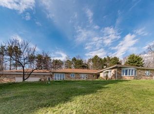 1117 Suscon Rd, Pittston Township, PA 18640