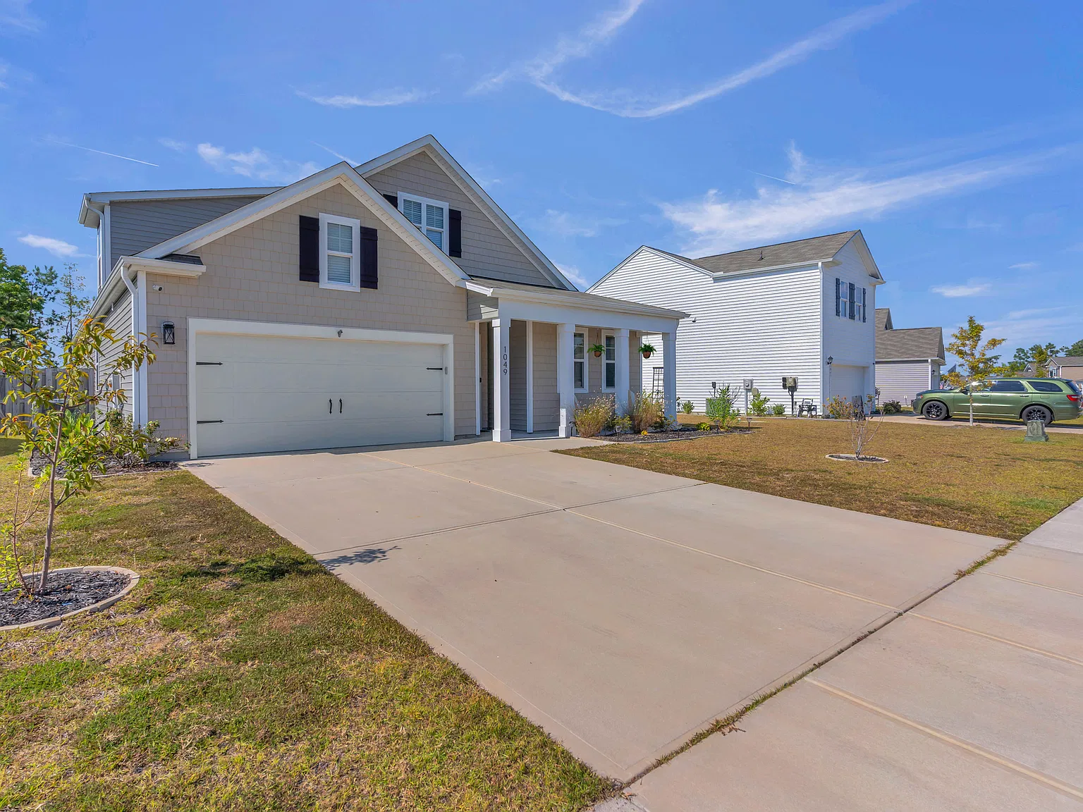 4 bed, 2731 sqft, $2,700 — Photo 2