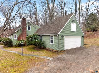 87 McVeagh Rd, Westbrook, CT 06498
