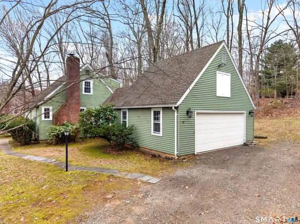 87 McVeagh Rd, Westbrook, CT 06498