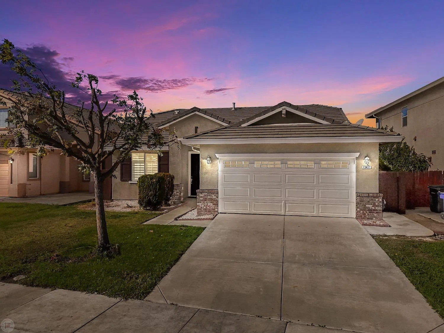 13411 Pipestone St photo 1
