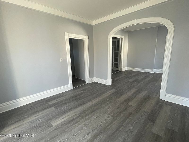 4th image of 22 115th Street