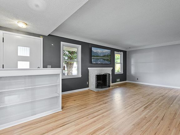 4th image of 6927 Harriet Ave S