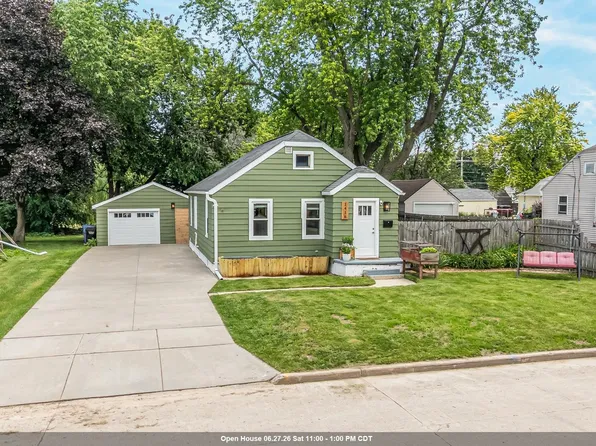 1416 N Kenilworth Ave, Appleton, WI 54911