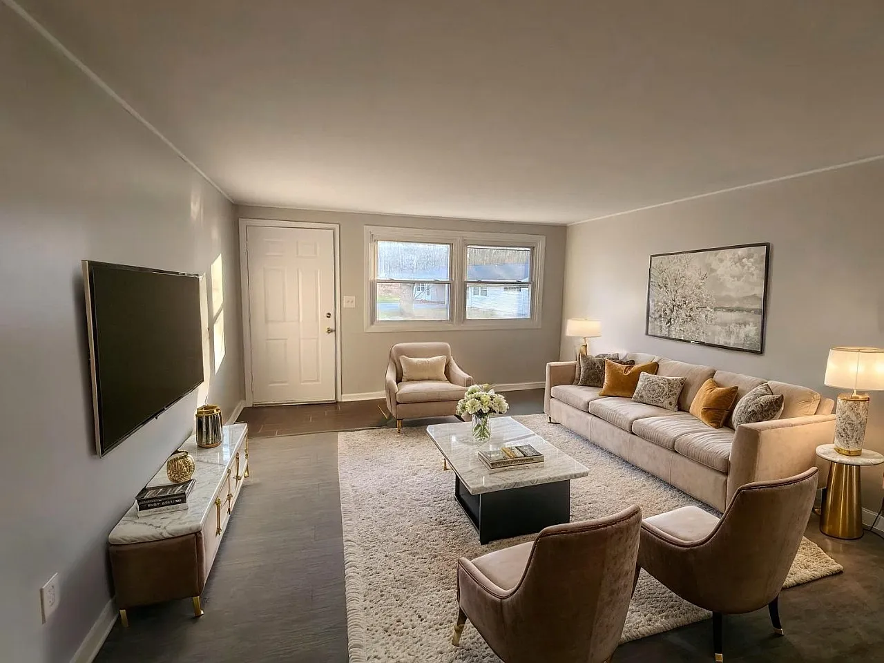 3 bed, $1,950 — Photo 4