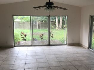 2229 Rose St, Sarasota, FL 34239