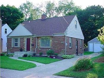 2nd image of 1917 Sylvan Ave SE