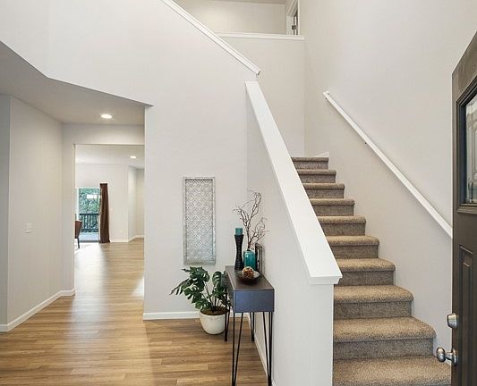 5th image of 14305 18th Avenue Ct S
