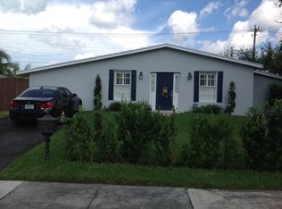 9921 SW 157th Ter, Miami, FL 33157