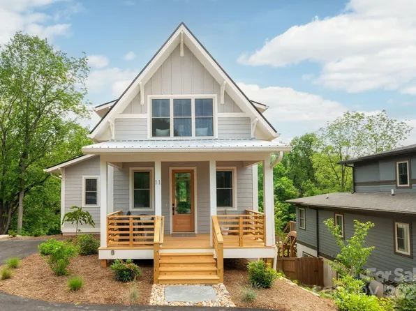 11 Middlebrook Rd, Asheville, NC 28805