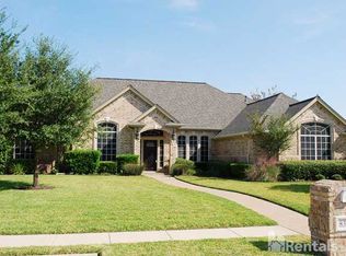 8320 Thornbrook Ct, North Richland Hills, TX 76182
