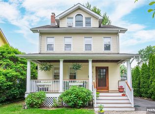 6 Garfield Pl, Montclair, NJ 07043