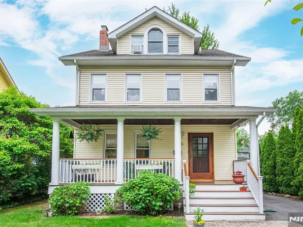 6 Garfield Pl, Montclair, NJ 07043