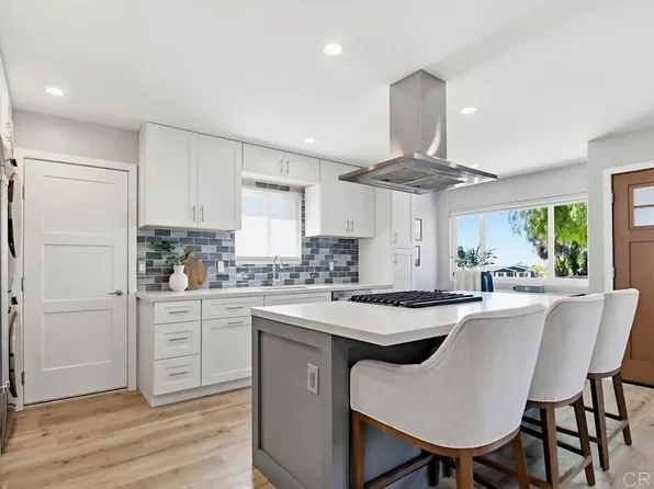 3599 McIntire Cir, Oceanside, CA 92056