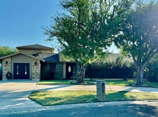 903 Sandy Ln, Laredo, TX 78045