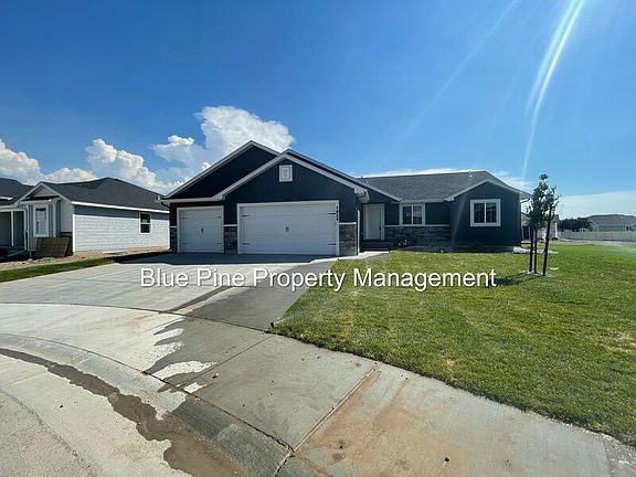 2nd image of 1924 Harrington Cir