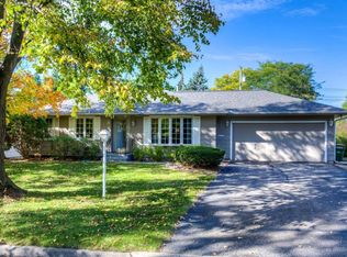 8300 Beard Rd, Bloomington, MN 55431