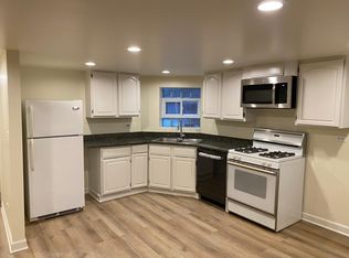 3242 W Wilson Ave, Chicago, IL 60625