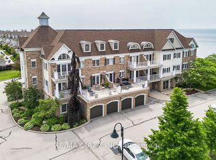 375 Lakebreeze Dr #102, Clarington, ON L1B0A3