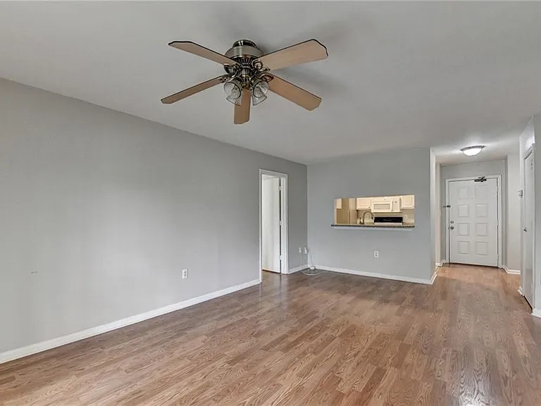 3655 Habersham Rd NE #311 — Photo 11