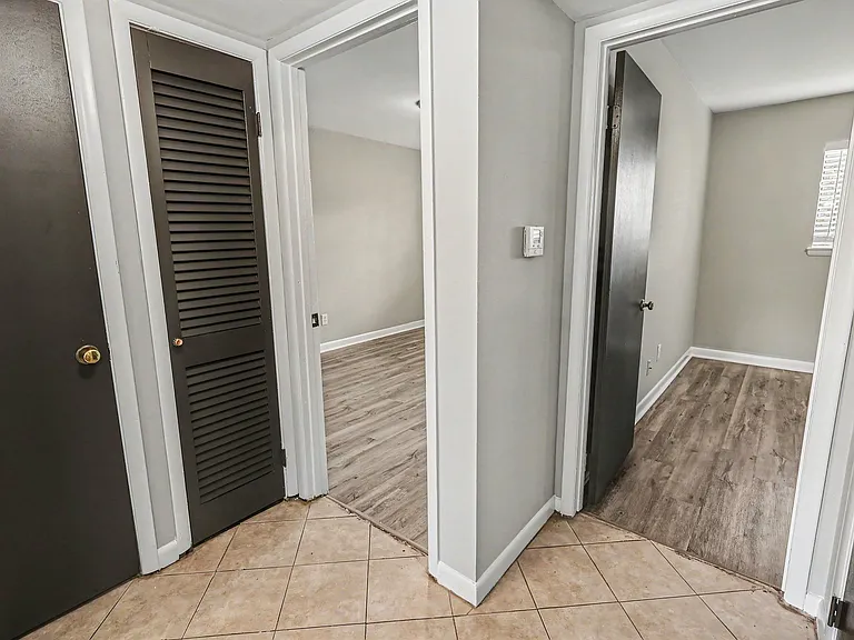 Green Valley Hoover Apartments — Photo 34