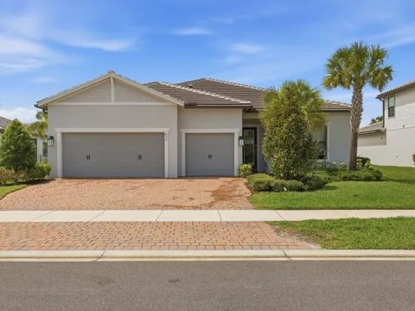 432 SE Filoli Drive, Port St Lucie, FL 34984