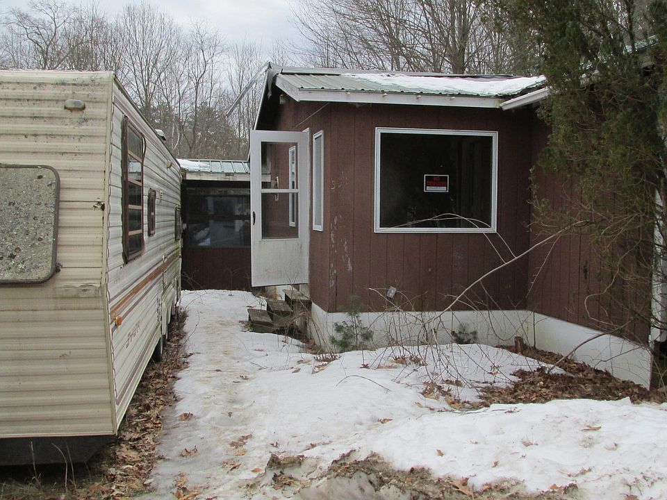 2nd image of 35 Bonny Eagle Boulevard