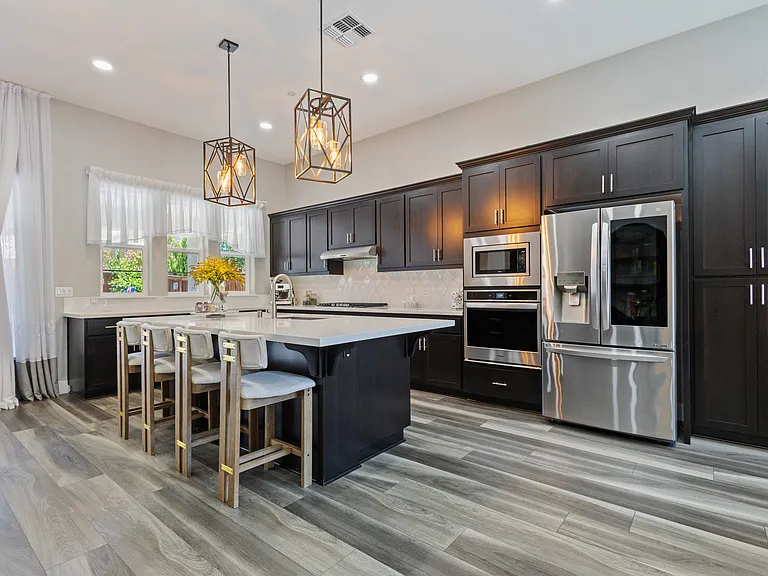 6048 Danwood Dr — Photo 8