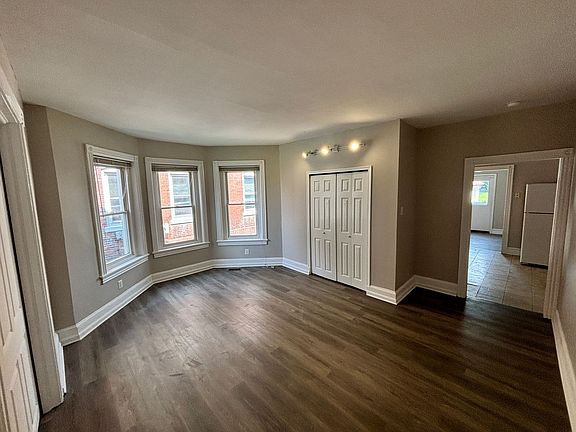 2nd image of 531 Walnut St Floor 1
