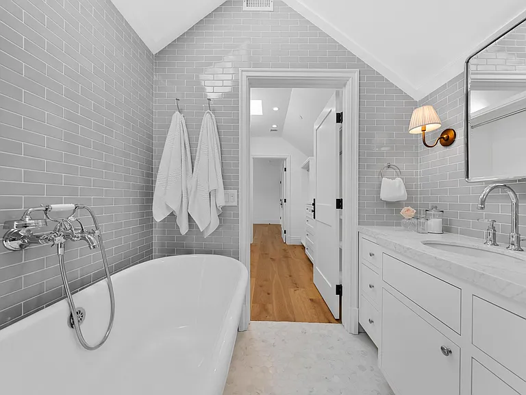829 Idaho Ave #829 — Photo 10
