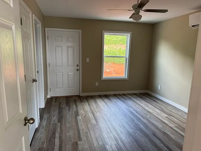 199 Mustang Dr APT # 015 - 1 — Photo 3