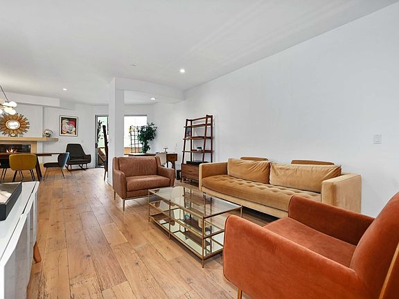 2nd image of 1521 Greenfield Ave APT 305