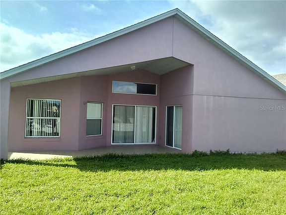 2nd image of 713 Stonewyk Way