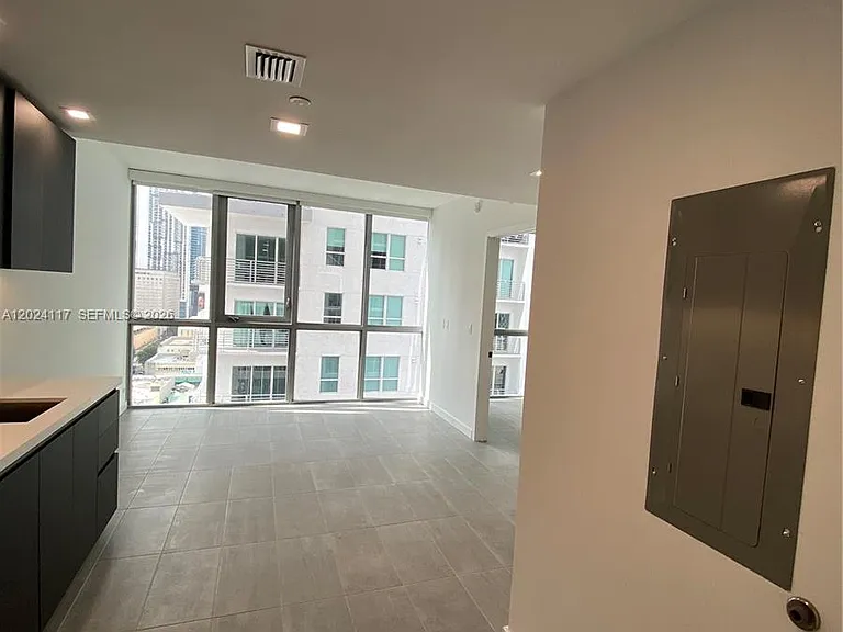 227 NE 2nd St #1701 — Photo 8