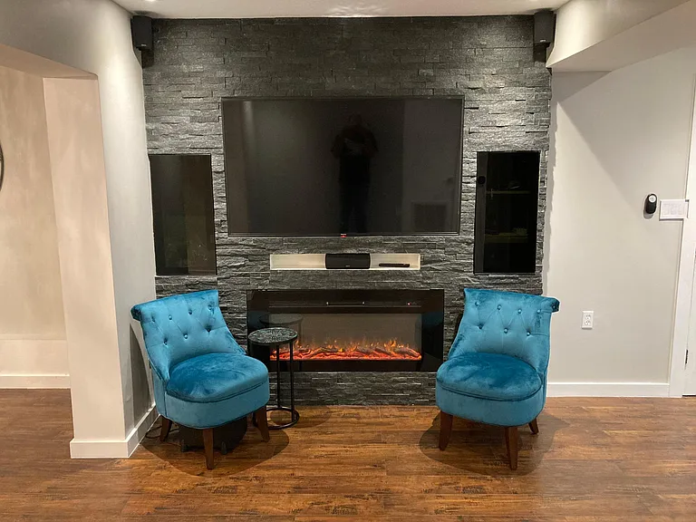 8208 Baja Blvd — Photo 1