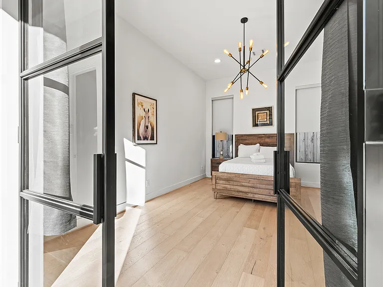 6109 Morningside Ave — Photo 45