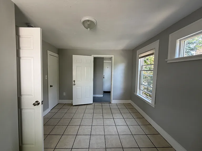 106 Rockwell Ave #2 — Photo 6