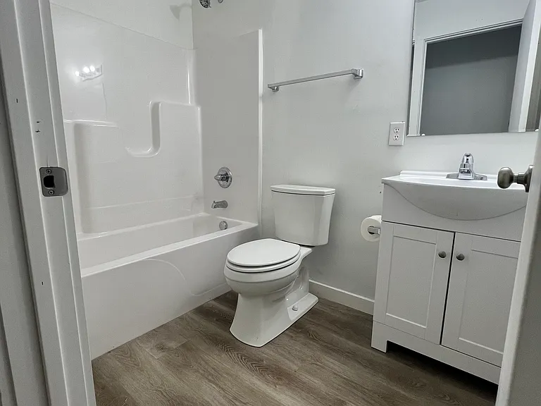 22 N Washington St #1 — Photo 3