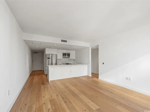1001 Queen St #2605, Honolulu, HI 96814