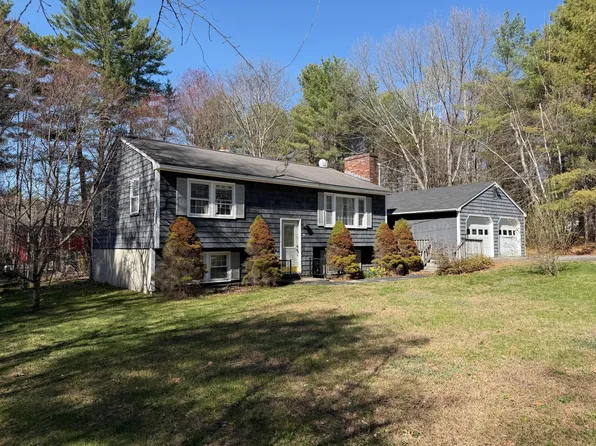 15 Cedar Street, Casco, ME 04015