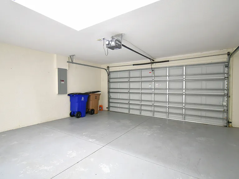 4808 Fairloop Run — Photo 40