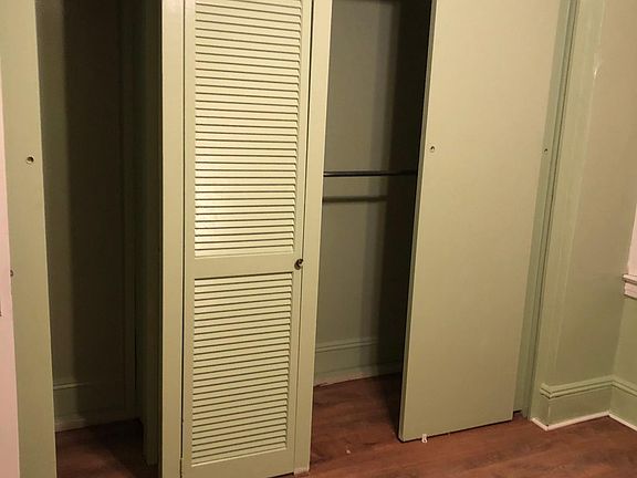 4th image of 90 40th St #2
