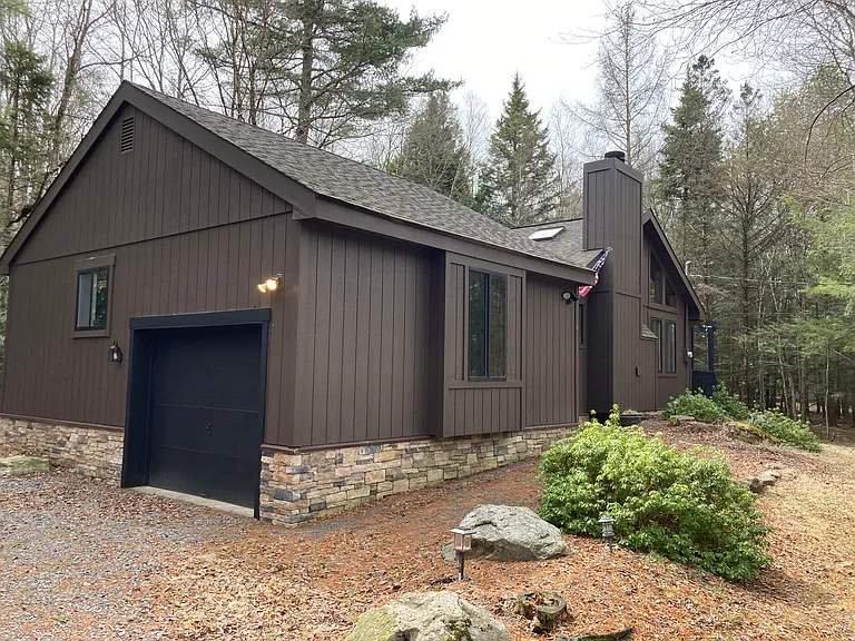 154 Tanglewood Dr — Photo 88