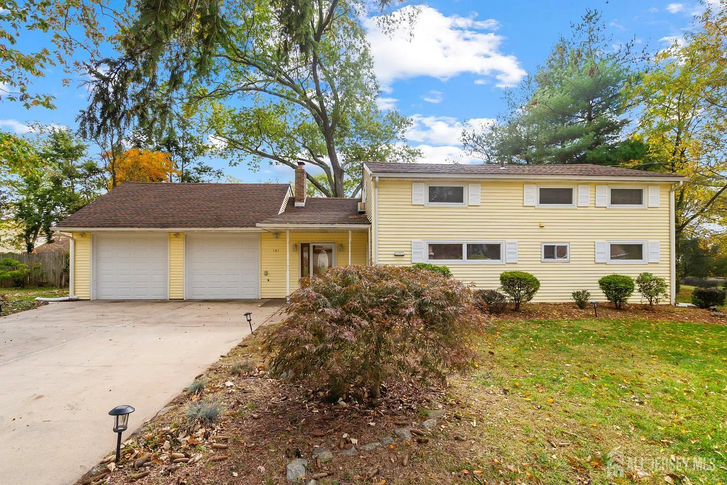 131 Woodland Rd photo 1