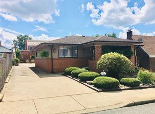 48 May Ave, Mc Kees Rocks, PA 15136